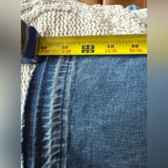 J crew mercantile slim boyfriend raw hem jeans 28 NWT - Picture 5 of 5